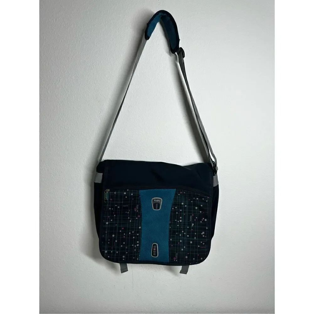 Totto messenger laptop bag